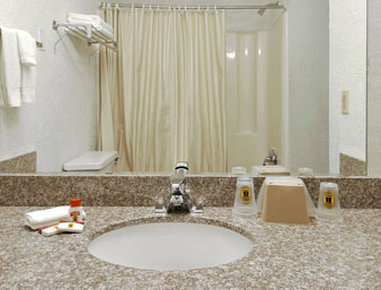 Super 8 Motel - Pompano Beach, FL