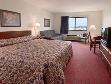 Super 8 Waterloo - Waterloo, IL
