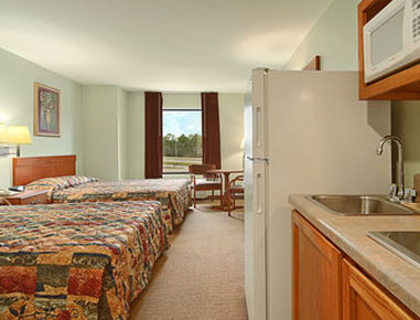 Super 8 - Pascagoula, MS