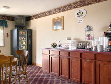 Red Roof Inn Scottsburg - Scottsburg, IN