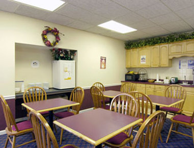 Super 8-Carrollton - Carrollton, GA