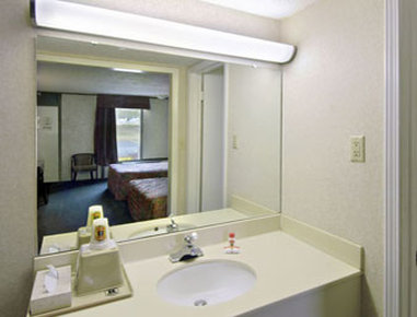 Super 8-Carrollton - Carrollton, GA