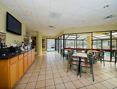 Super 8 Pigeon Forge Near The Convention Center - Pigeon Forge, TN