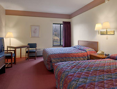 Super 8 Atchison - Atchison, KS
