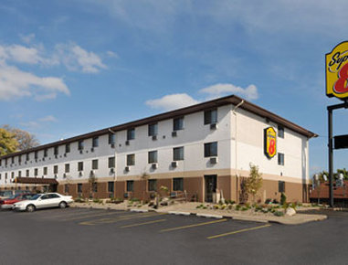 Super 8-St Paul - Maplewood, MN