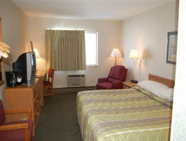 Super 8-St Paul - Maplewood, MN