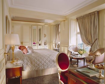 Le Meurice - Room