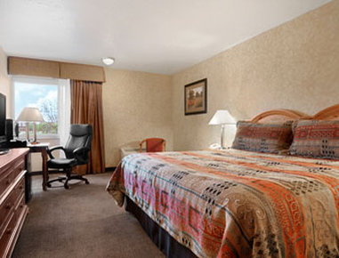 Ramada By Wyndham Marshall - Marshall, MN