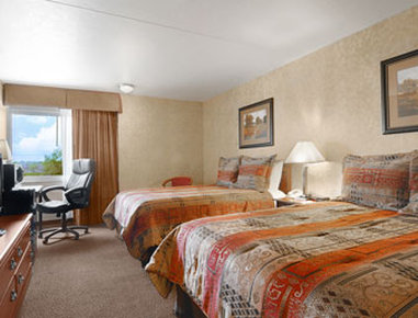 Ramada By Wyndham Marshall - Marshall, MN