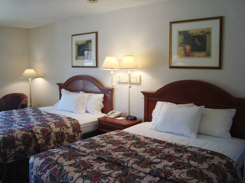 Baymont By Wyndham Texarkana - Texarkana, AR