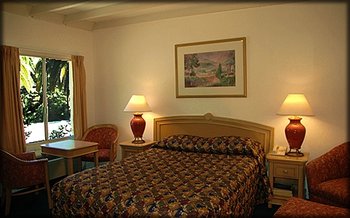 Colonial Inn - Room