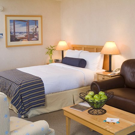 Inn At Cape Kiwanda - Cloverdale, OR