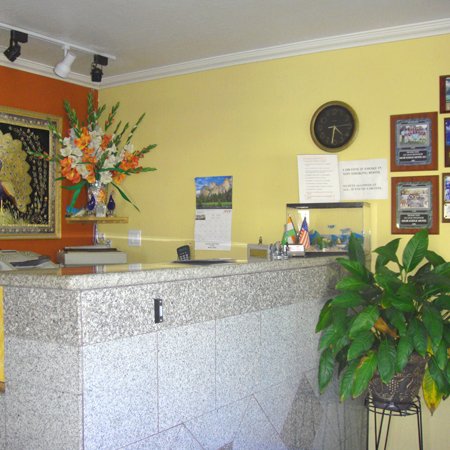 Muir Lodge Motel - Martinez, CA