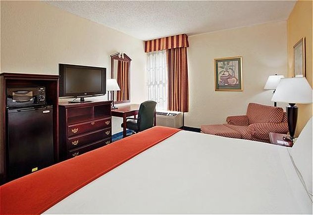 Holiday Inn Express JONESBORO - Jonesboro, AR