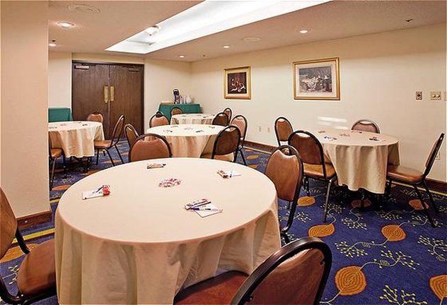 Holiday Inn Express JONESBORO - Jonesboro, AR