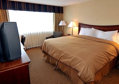 Clarion Hotel Memphis - Memphis, TN