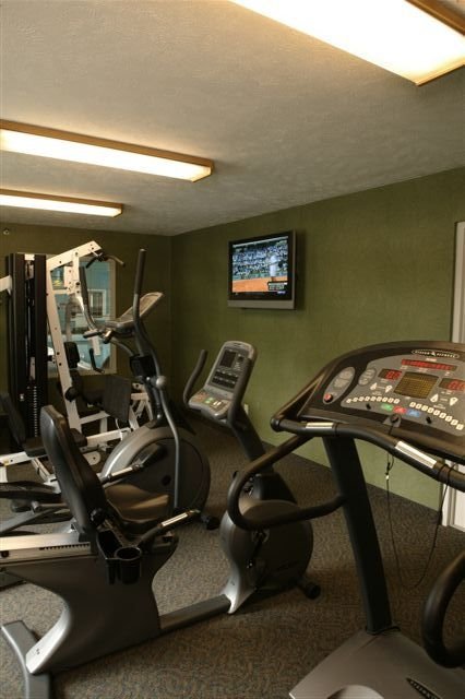 Sugar Beach Resort Hotel - Traverse City, MI