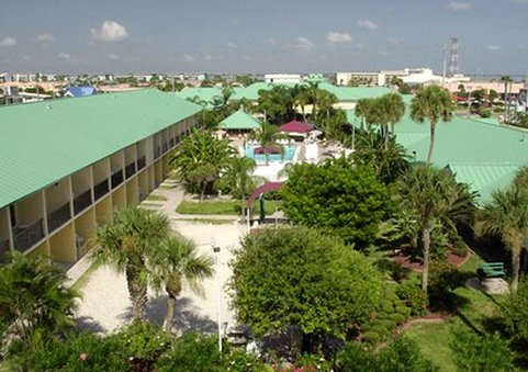 Comfort Inn & Suites Port Canaveral Area - Cocoa Beach, FL