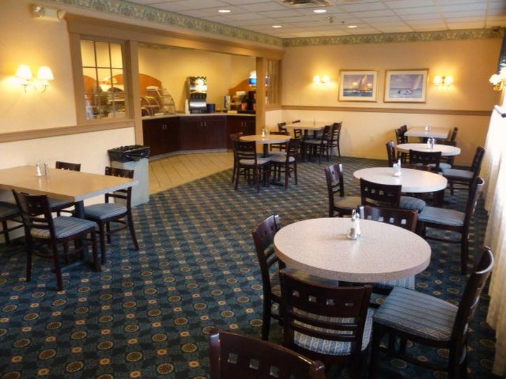 Holiday Inn Express Fairhaven-New Bedford - Fairhaven, MA