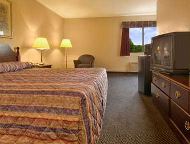 Baymont Inn & Suites - Wilmington, OH