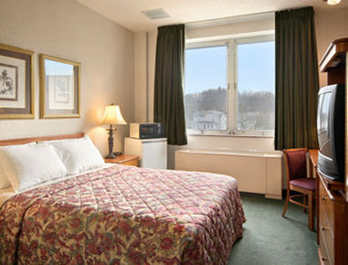 Days Inn - Elkins, WV