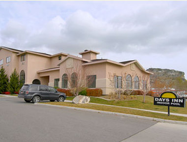 Best Western Plus Wendover Inn - Wendover, UT