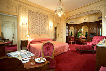 Raphael Hotel Paris - Room