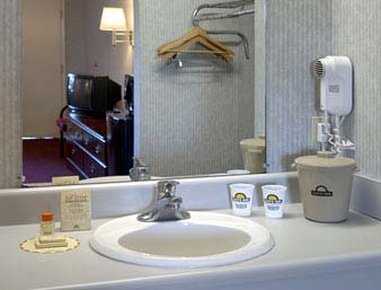 Americas Best Value Inn - Cuthbert, GA