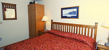 Westwood Shores Waterfront Resort - Sturgeon Bay, WI