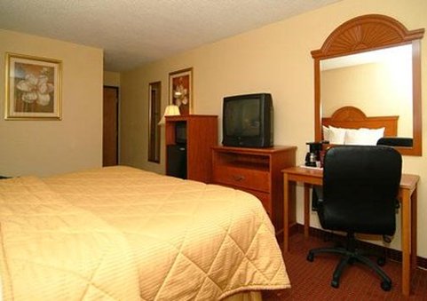 Quality Inn - Van Buren, AR