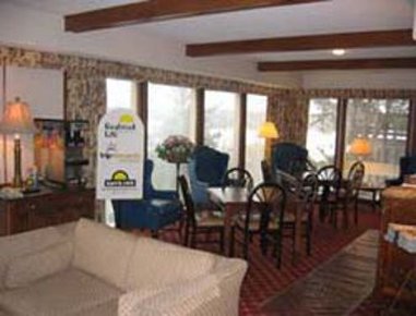 Days Inn Lake St Louis - Lake Saint Louis, MO