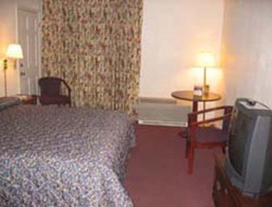 Days Inn Lake St Louis - Lake Saint Louis, MO