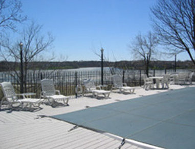 Days Inn Lake St Louis - Lake Saint Louis, MO