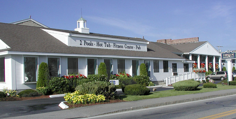 Bayside Resort Hotel - West Yarmouth, MA