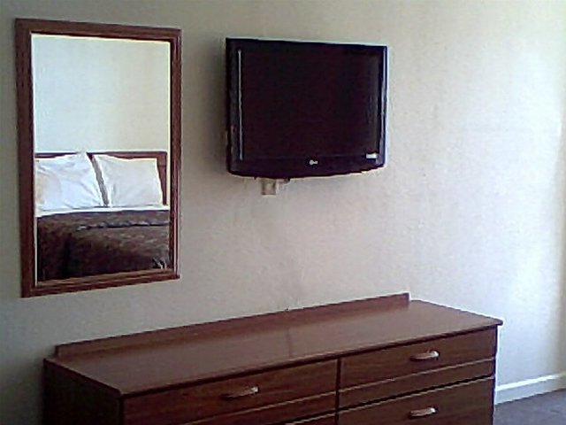 Passport Inn & Suites - Columbus, TX