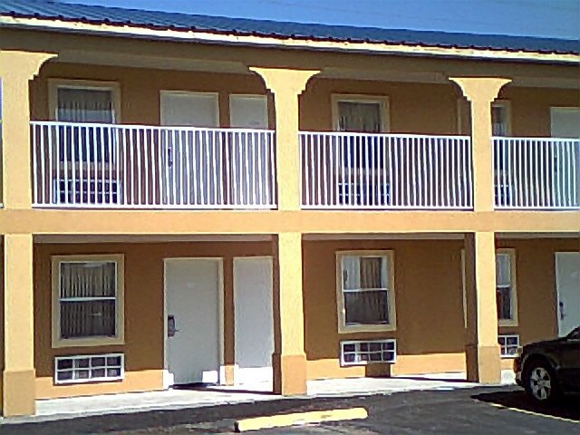Passport Inn & Suites - Columbus, TX