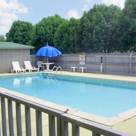 Riverfront Lodge INC - Burkesville, KY