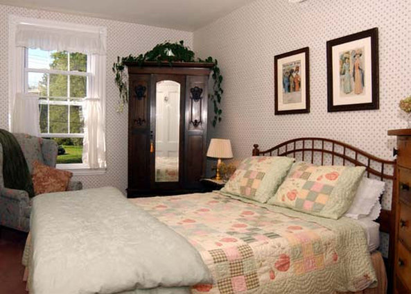 Kendall Tavern Bed & Breakfast - Freeport, ME
