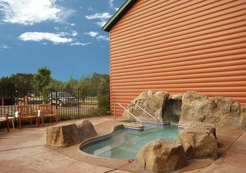 Comfort Suites Rapid River Lodge - Baxter, MN