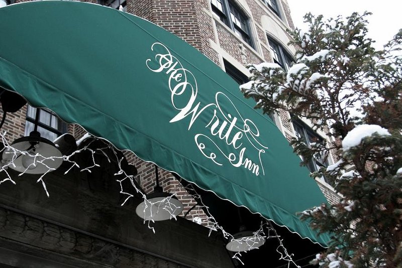 Write Inn - Oak Park, IL