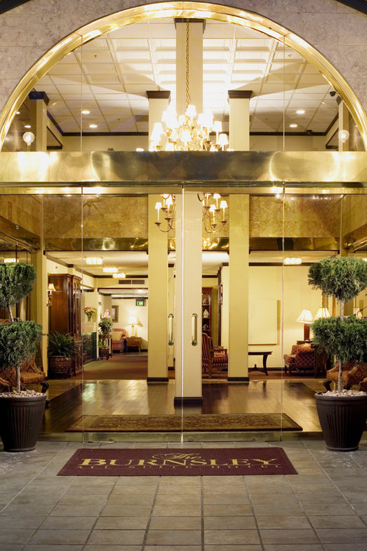 Burnsley Hotel