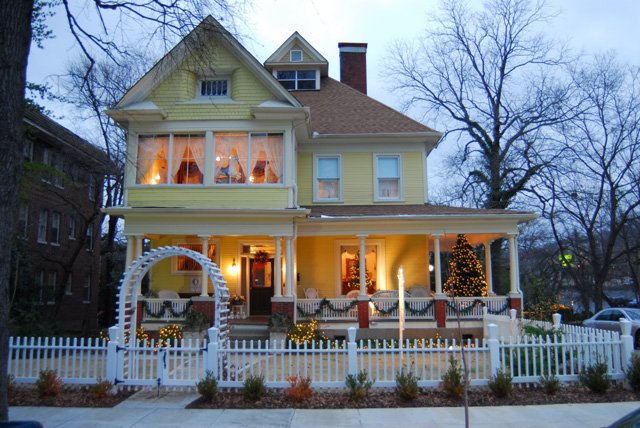 Cobb Lane Bed And Breakfast