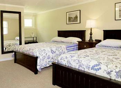 TOWN LINE MOTOR INN - Mashpee, MA