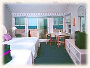 Sandpiper Beach Inn - Harwich Port, MA
