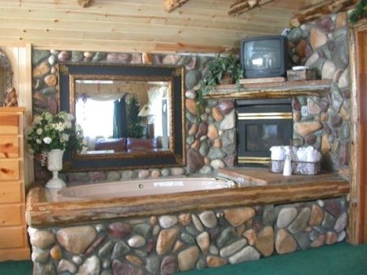 Black Forest Lodge - Big Bear Lake, CA