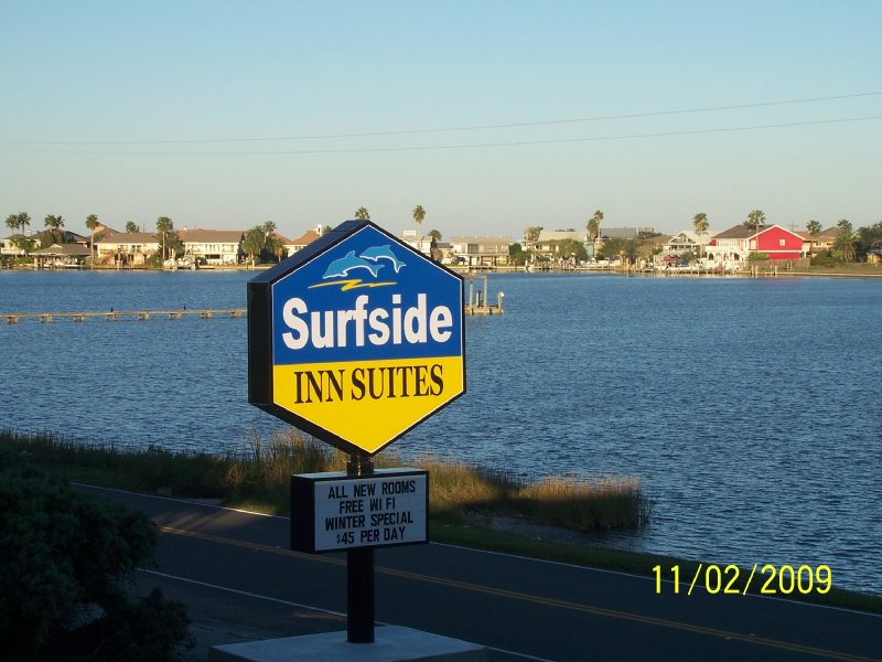 Surfside Inn Suites - Rockport, TX