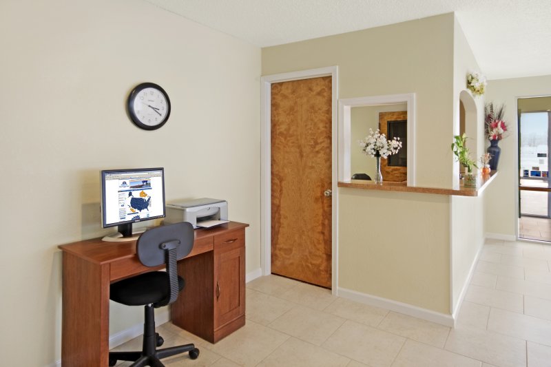 Americas Best Value Inn & Suites - Cabool, MO