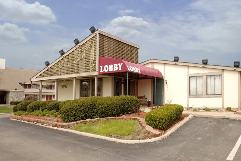 Americas Best Value Inn - Monroe, MI