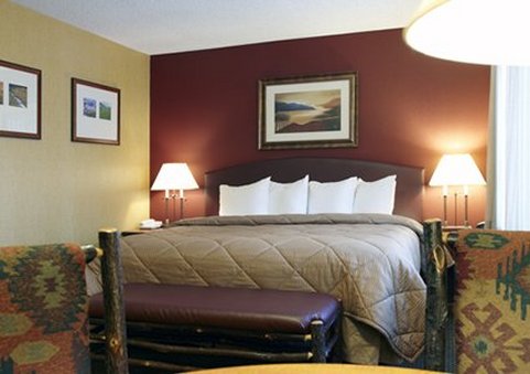 Quality Inn & Suites Boulder Creek - Boulder, CO