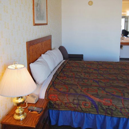 Budget Inn Siloam Springs - Siloam Springs, AR